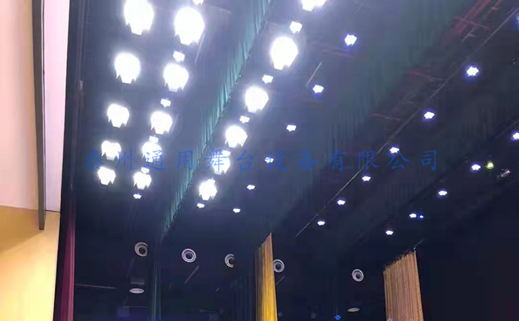 舞臺機(jī)械核心——舞臺吊桿！采用蝸輪蝸桿減速系統(tǒng)，磨擦系數(shù)小，傳動效率高！