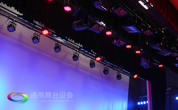 燈光吊桿機(jī)組成（桿體結(jié)構(gòu)、卷?yè)P(yáng)系統(tǒng)和控制系統(tǒng)等）及相關(guān)參數(shù) 