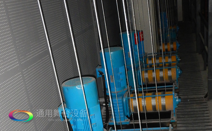 供應(yīng)舞臺(tái)專用電動(dòng)舞臺(tái)吊桿機(jī)，拉幕機(jī)，大卷筒等舞臺(tái)專用機(jī)械設(shè)備