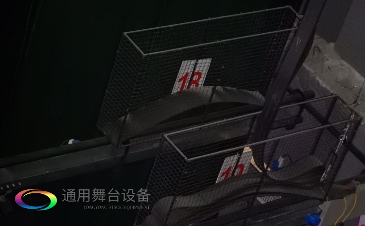 舞臺(tái)吊桿卷?yè)P(yáng)機(jī)、控制系統(tǒng)運(yùn)作原理、組成及注意事項(xiàng)