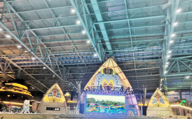 通用舞臺(tái)承建廣州某水世界項(xiàng)目，涉及舞臺(tái)燈光、音響及舞臺(tái)吊桿系統(tǒng)全面竣工，打造沉浸式演藝新標(biāo)桿